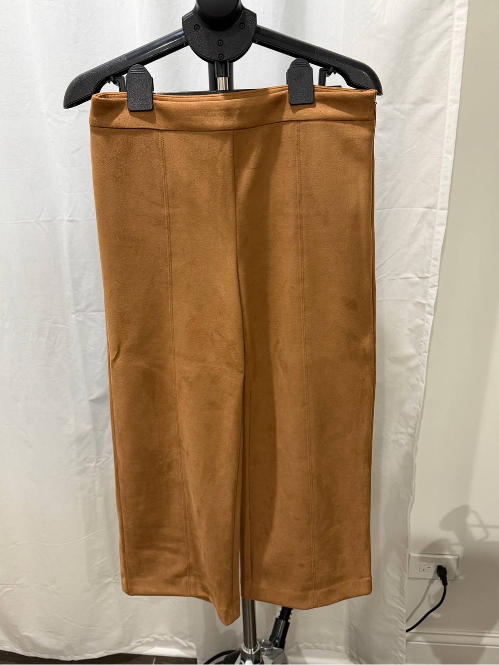 Ann Taylor Cropped Wide-Leg Pants in Camel Brown - Picture 2 of 4